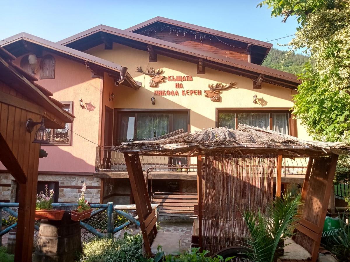 Кръчмъ При Байката Hotel Ribarica Exterior photo